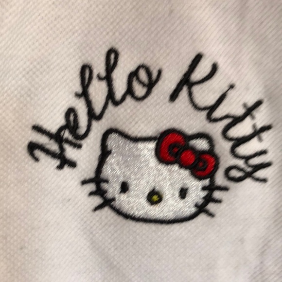Hello kitty shirt :) worn once in great condition - Picture 2 of 3